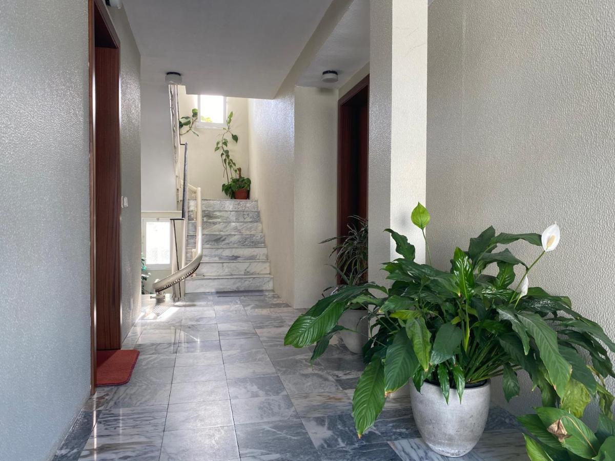 Central House Al Πόντα Ντελγκάντα Εξωτερικό φωτογραφία