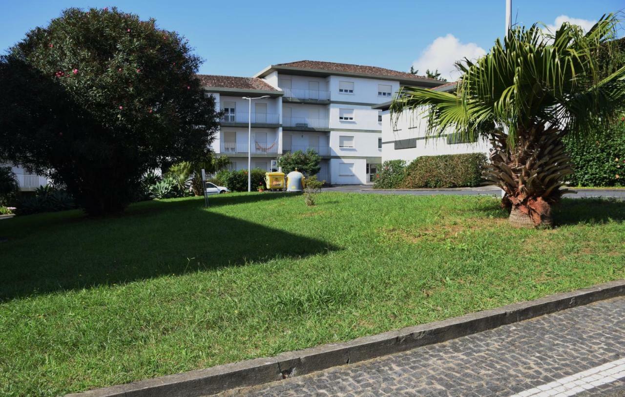 Central House Al Πόντα Ντελγκάντα Εξωτερικό φωτογραφία